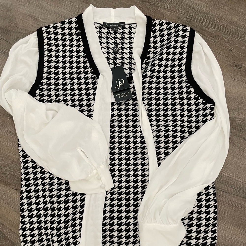 Never worn Adrianna P. Top